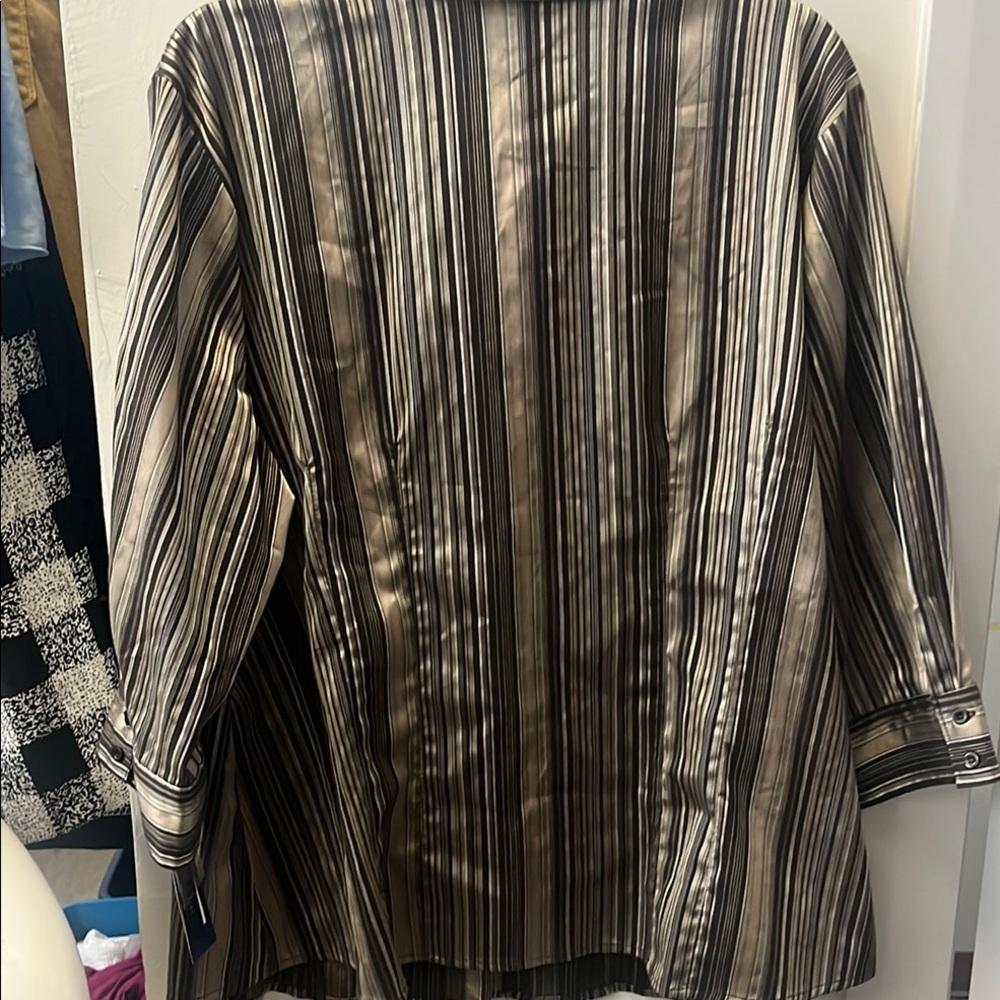 Apt. 9 Striped Button-Up Shirt - Picture 7 of 7